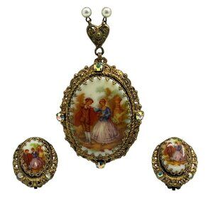 Vintage Victorian Cameo Style Necklace & Earring Set With Romantic Scene & Gold